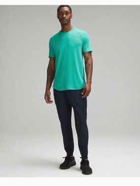 Lululemon Men’s Drysense Short Sleeve Shirt in Maldives Green SZ M